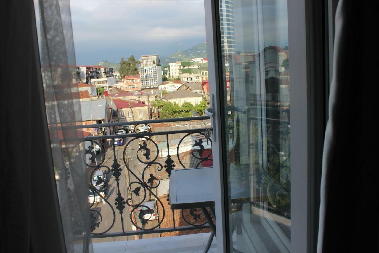 Hotel Union Batumi Exterior foto