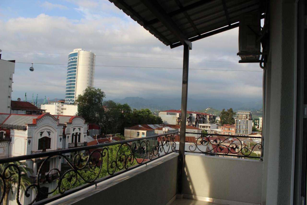 Hotel Union Batumi Exterior foto